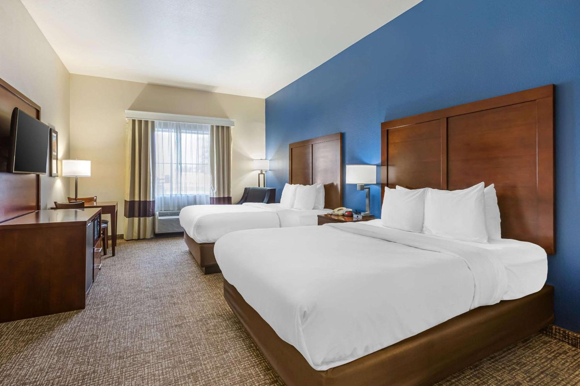 Comfort Inn And Suites Yuma I-8 Exterior photo