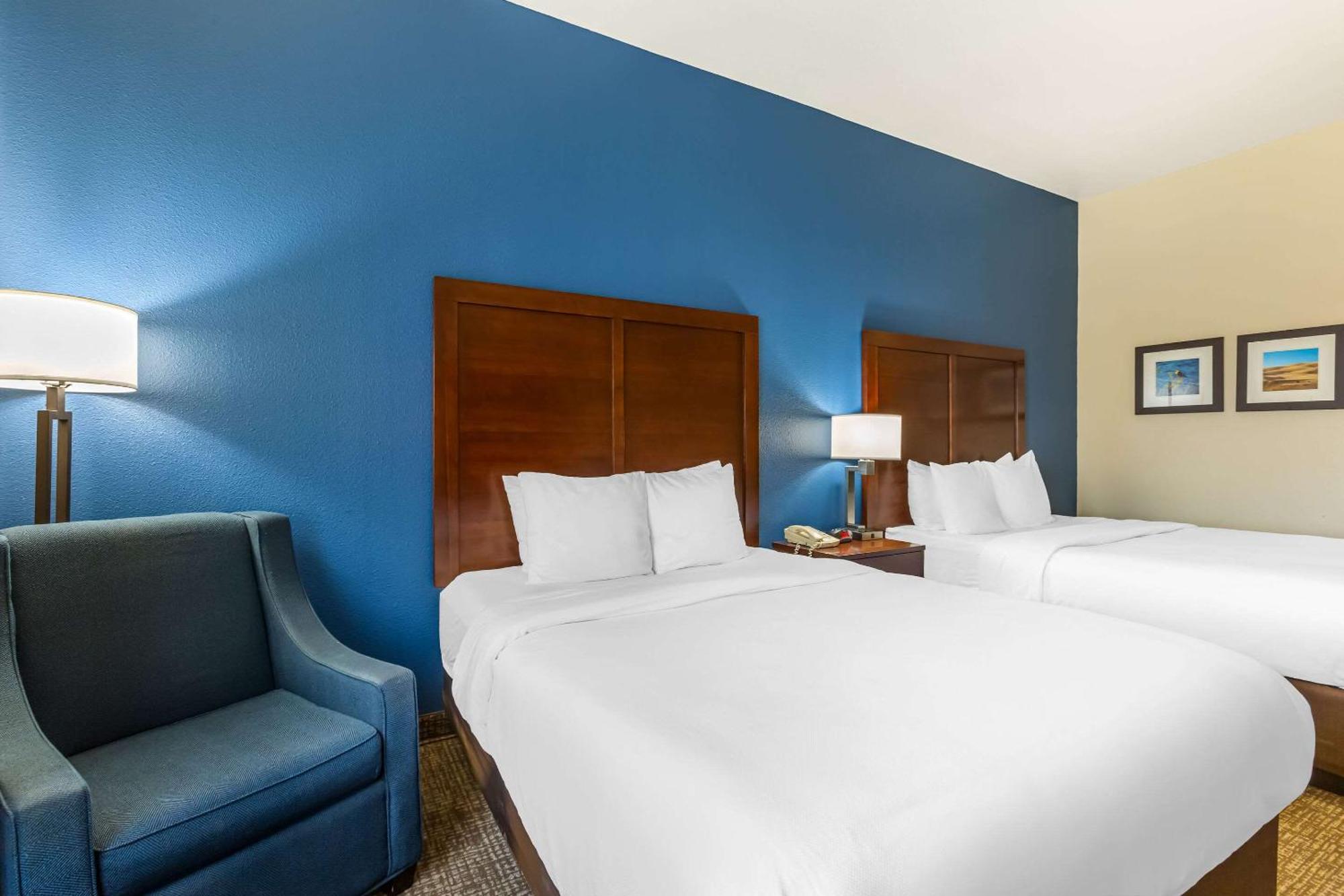 Comfort Inn And Suites Yuma I-8 Exterior photo